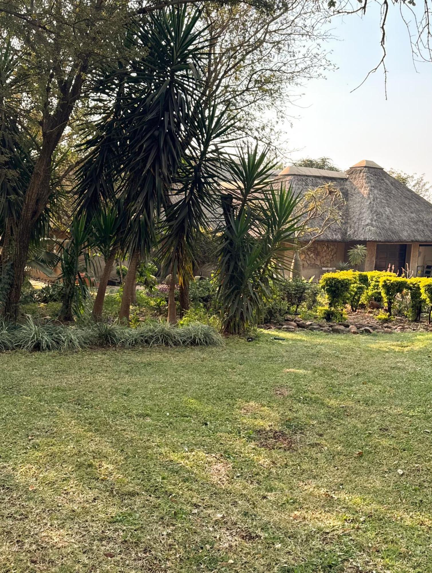 Paradise Creek Lodge Malalane Ngoại thất bức ảnh